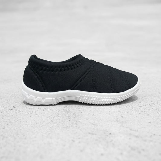Fun Souls Boys Casual Slip-On Shoes Blue - Black Slip-On Casual Walking Shoes – Lightweight Knit Sneakers with Textured Non-Slip Sole